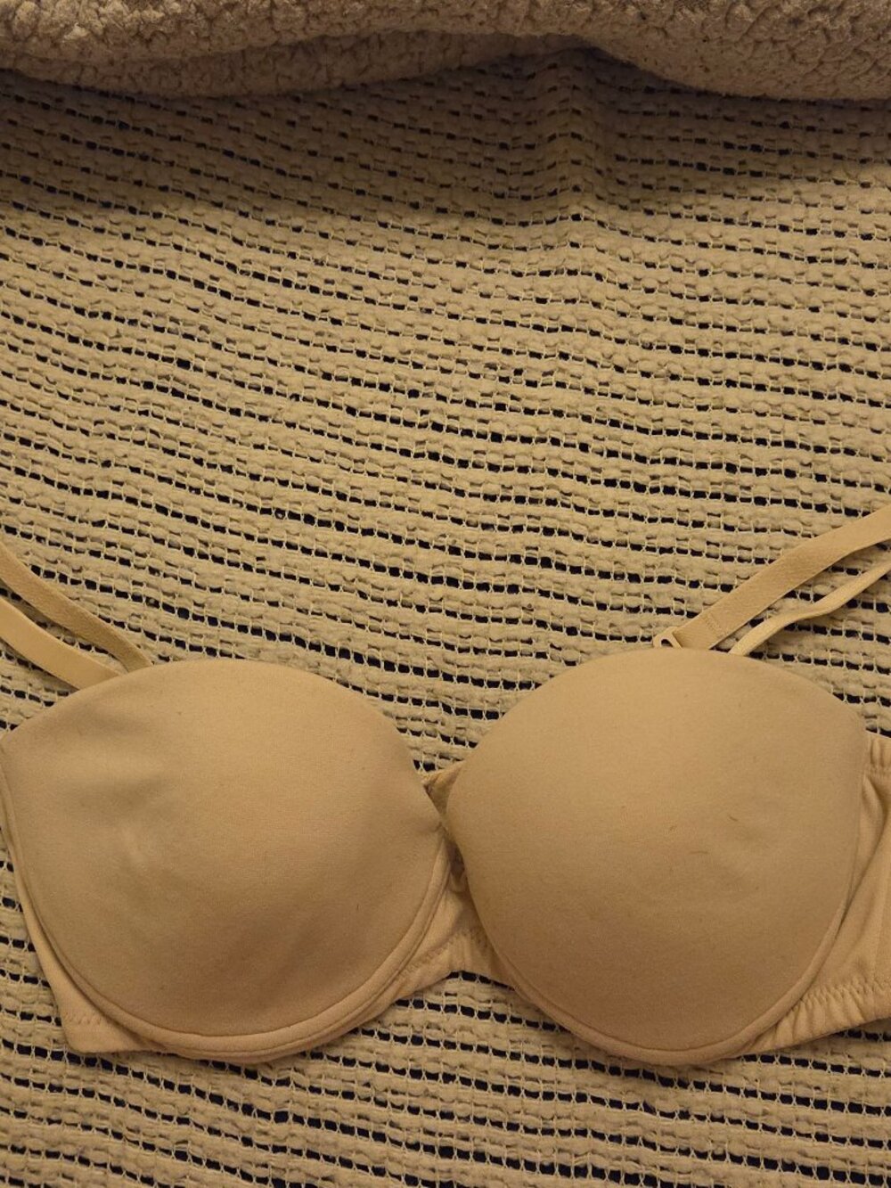 Body by Victoria Beige Strapless Bra w detachable straps size 32B